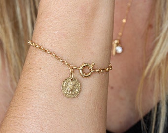 Gold Owl Bracelet. Dainty link chain bracelet Paper clip bracelet Animal Bracelet Bird bracelet Gift for her Bridesmaids Boho Bohemian