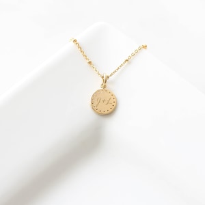 Opaal gouden munt hanger ketting. Gepersonaliseerde sierlijke schijf minimalistische eenvoudige delicate medaille ketting dagelijks verjaardagscadeau voor haar afbeelding 9