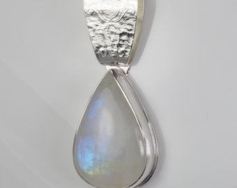 Rainbow Moonstone set in Argentium Sterling Silver Pendant Necklace