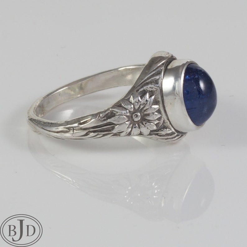 Blue Sapphire and Aster Flower Argentium Sterling Silver Ring Tribute 1226 image 3