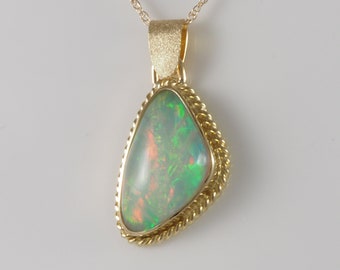 Opal Bezel set in 18 kt gold Pendant Necklace - 1250