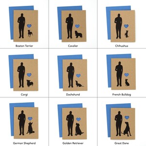 Puede incluir: Nueve tarjetas de felicitaci&oacute;n con la silueta de una persona, un perro y un coraz&oacute;n azul. Cada tarjeta presenta una raza de perro diferente: Boston Terrier, Cavalier, Chihuahua, Corgi, Dachshund, Bulldog Franc&eacute;s, Pastor Alem&aacute;n, Golden Retriever y Gran Dan&eacute;s.