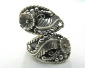 Vintage SC Sterling Silver Native American Southwest Foilate Bypass Ring Large 1.5 quot Floral Leaf Size 7 Free Shipping Ring Box with Bow
