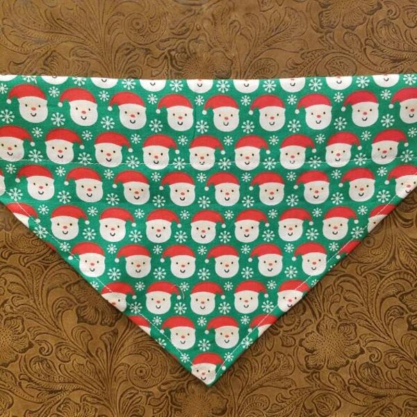 Santa Pet Neck kerchief/Dog lover/Christmas/Bandana/dog accessory