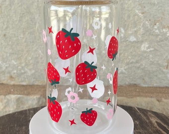 Erdbeer Tasse | Eiskaffeeglas | Früchte Tasse | Kaffee Glas | Niedliche Glastasse Kaffeesüchtige | Becher | Tasse mit Deckel | 16 Unze