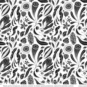 Puede incluir: Patrón botánico en blanco y negro con flores, hojas y vainas estilizadas. El diseño es denso y simétrico, creando un motivo repetitivo. El texto en la parte inferior dice: "Cada vaina un tesoro, una historia no contada."