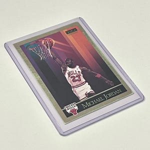 Cartão colecionável de jogador de basquete da NBA Michael Jordan Skybox 41 Chicago Bulls de 1990