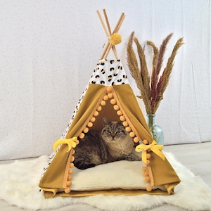 Cat or Small Dog Teepee - Mustard Yellow Leopard Pattern - Size M - Removable Soft Cushion - Handmade in France