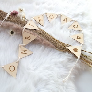 Guirnalda de letras de madera personalizada - Letrero con el nombre de tu perro - Decoración de macramé para el recinto del conejo - Banderín grabado