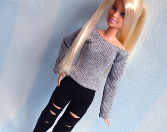 clothing for barbie dolls
