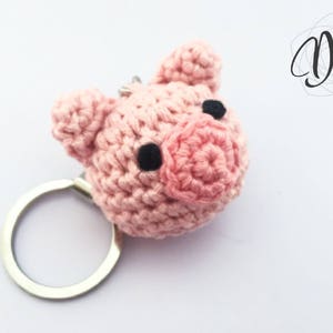Crochet pig keychain, crochet pig, amigurumi pig, pig gift, cute keychain, gift for her, crochet pig