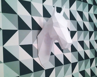 Geometric Paper Horse Head Trophy, DIY Papercraft Wall Decor (PDF Pattern)