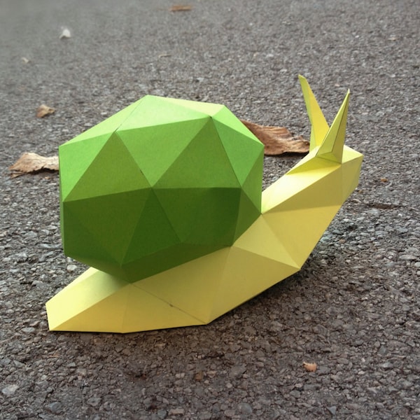Printable Paper Model Of A Snail - Folding Diy Template