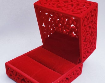 ring box red
