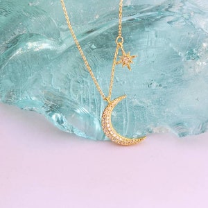 Moon Necklace, Star and moon Crescent Moon pendant Gift for wife