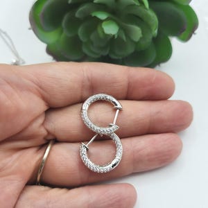 Orecchini a cerchio in argento sterling con zirconi cubici, regalo di Natale