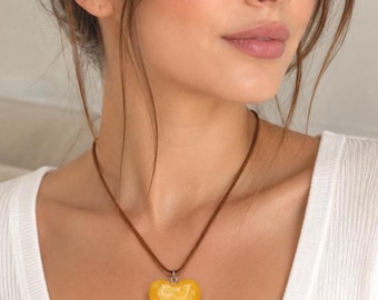 Vintage amber heart yellow amber pendants