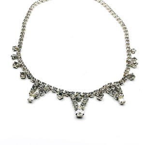 Vintage Rhinestone Choker Necklace: Bling Statement Jewelry