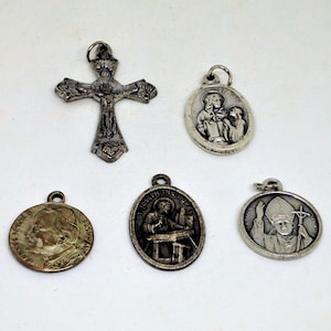 Vintage Italy Religious Medal Lot: Silver Crucifix, St Anne, St Joseph