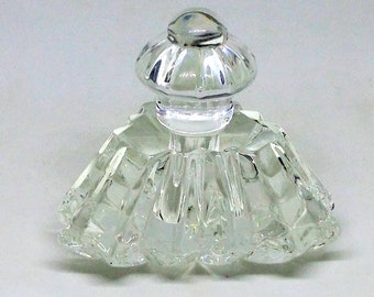 Vintage Perfume, Perfume Bottle, Crystal Perfume, Glass Perfume Bottle, Crystal Glass Bottle, Perfume Glass Bottle, Vanity Bottle