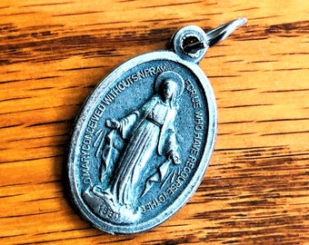 Vintage Miraculous Mary Medal: Italian Religious Pendant