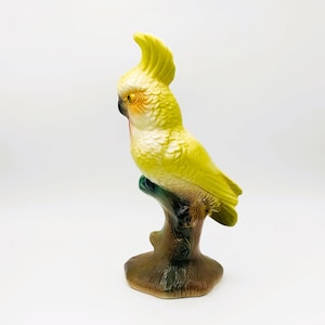 Vintage Cockatiel Figurine, Bird Figurine, Parrot Bird, Yellow Cockatiel, Cockatiel on a Perch, Bird on a Perch, Porcelain Cockatiel