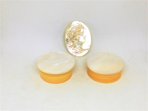 Vintage Mother of Pearl Lot, Celluloid Box, MOP P… - image 2