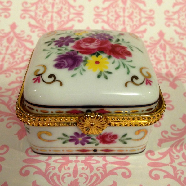 Rose Floral Pill box, Porcelain Pill Box, Gold Floral Pill Box, Trinket Box, Ring Box, White Floral Pill Box