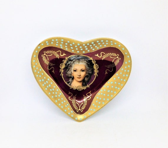 Vintage Victorian Dish, Heart Dish, Portrait Hear… - image 3