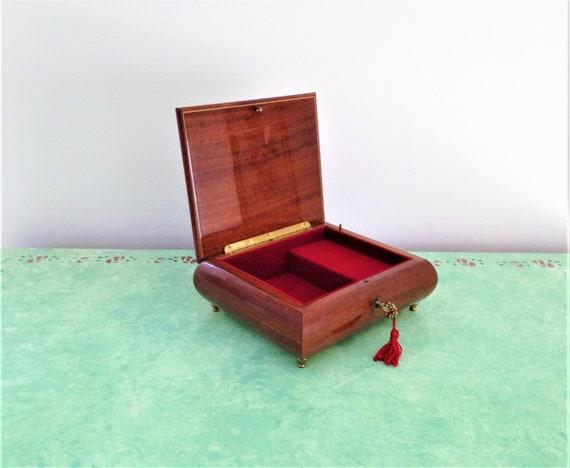 Vintage Music Box, M J Hummel Music Box, Reuge Wo… - image 6