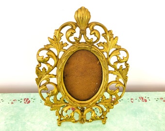 Vintage Gold Metal Frame: Ornate Scroll Leaf Tabletop Photo Frame