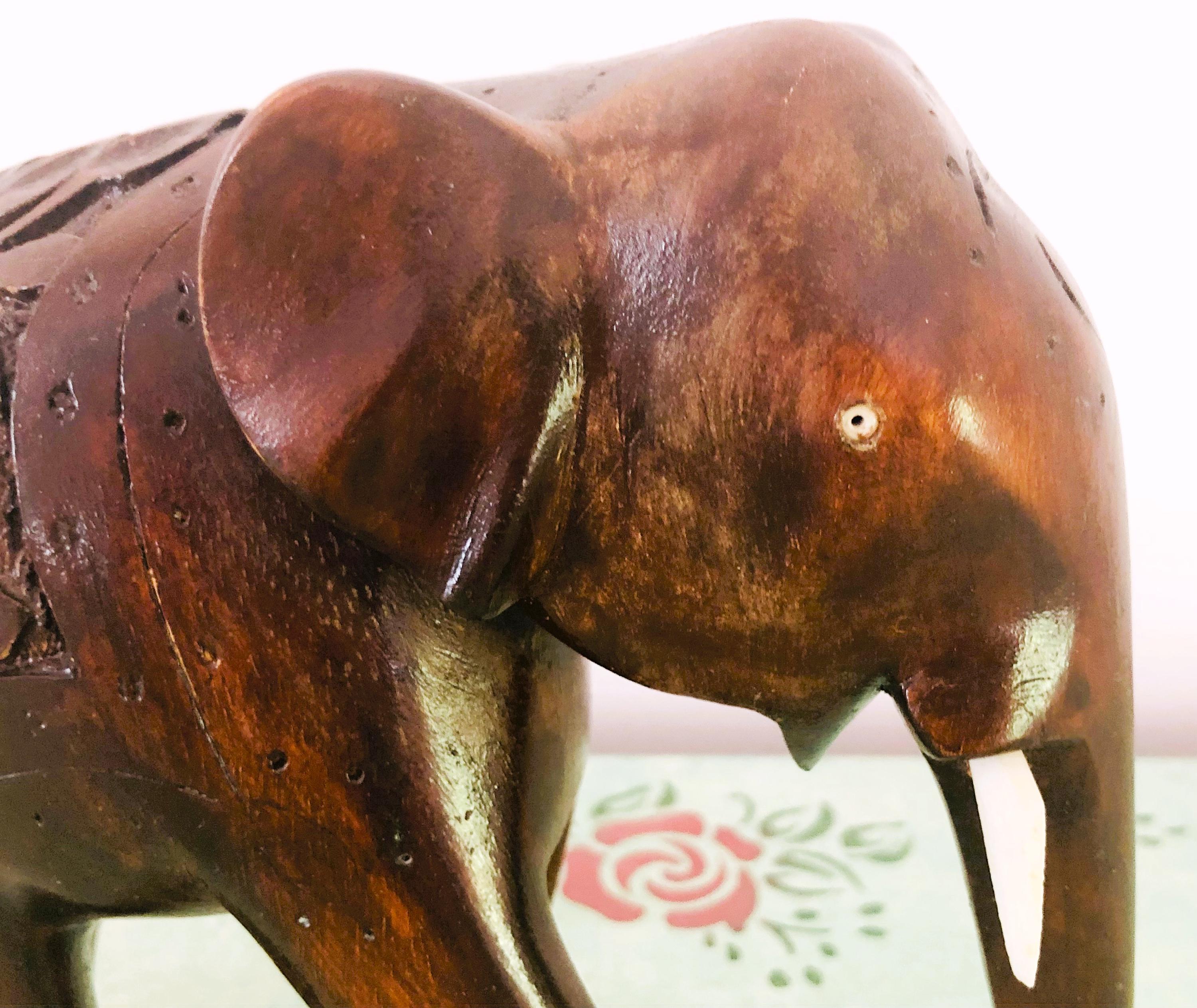 ヴィンテージの木製彫刻象の置物：アフリカのアート装飾 - Etsy 日本