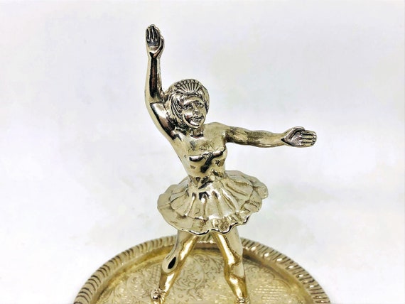 Ballerina ring deals holder