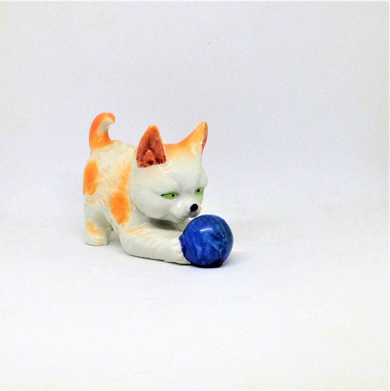 Vintage Cat Figurine Japan Cat With Ball Tabby Cat Statue Etsy