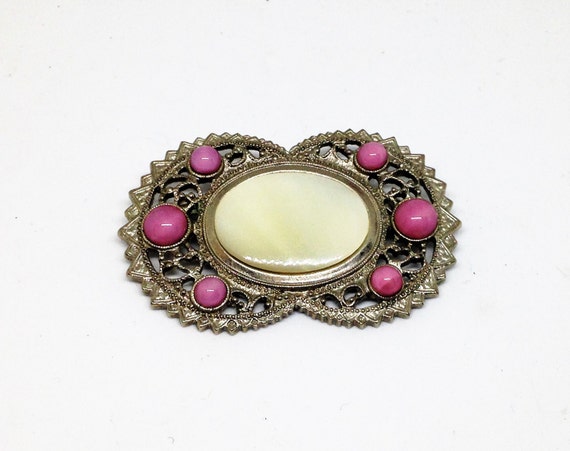 Vintage Mother of Pearl Brooch, Mother of Pearl C… - image 1