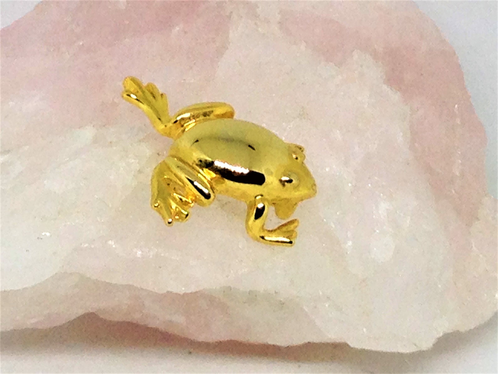 Vintage Frog Brooch Gold Frog Pin Goldtone Frog Pin Frog Etsy