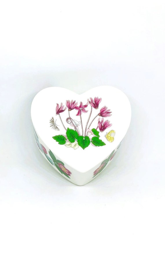 Vintage Heart Box, Heart Jar, Vanity Jar, Botanic… - image 6