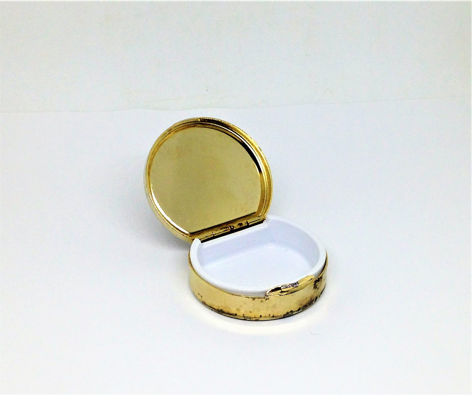 Vintage Petit Point Pill Box Embroidered Pill Box Pocket Etsy