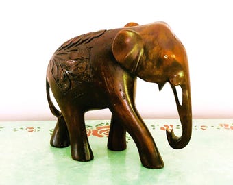 アフリカ工芸品】額入り銅製3Dアート 象 アンティーク ヴィンテージの