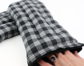 Heat Therapy Hand Warmers for Painful Hands. Microwavable Natural Flax & Rice Heating Pad for Comfort and Relaxation. (Set of 2)