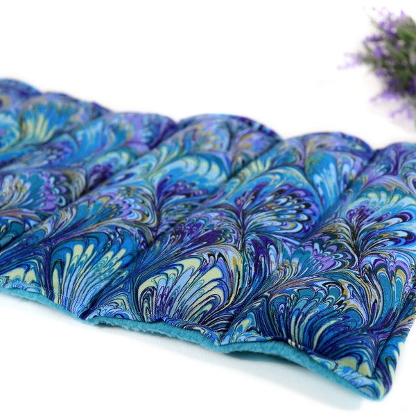 Therapeutic Microwavable Flax Heating Pad for Natural Relief and Relaxation.