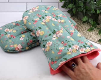 Therapeutic Heating Pad for painful Hands, Joints and Discomfort. Microwave or freeze for Cool Pack. (Set of 2)