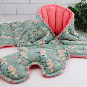 Coffret cadeau détente de 3. tour de cou pour micro-ondes, grand coussin chauffant et oreiller pour les yeux. 3- Soothing Floral