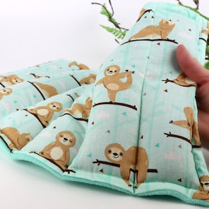 Sloth Print Flax Heating Pad: Microwavable, Chilled Comfort, 17x10"