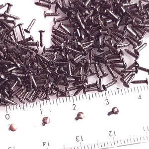 300pcs Vintage Antique Old Copper Look Nails #19 (fi 1,0) 3/16&quot; - 5/8&quot; (5 - 16mm long) Copper patina, Escutcheon Pins, Brads. Dollhouse PA5
