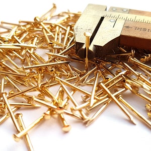 1000pcs #18 x 1/2" / 1,2x13mm Escutcheon Pins Nails, Brass Plated, Golden. String Art Nails