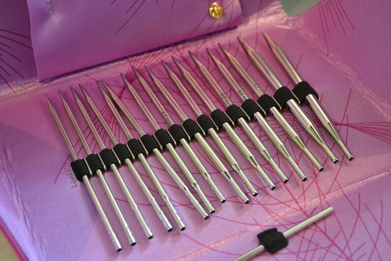addiCLICK LACE LONG Case with 8 pairs of needle tips and accessories 760-7