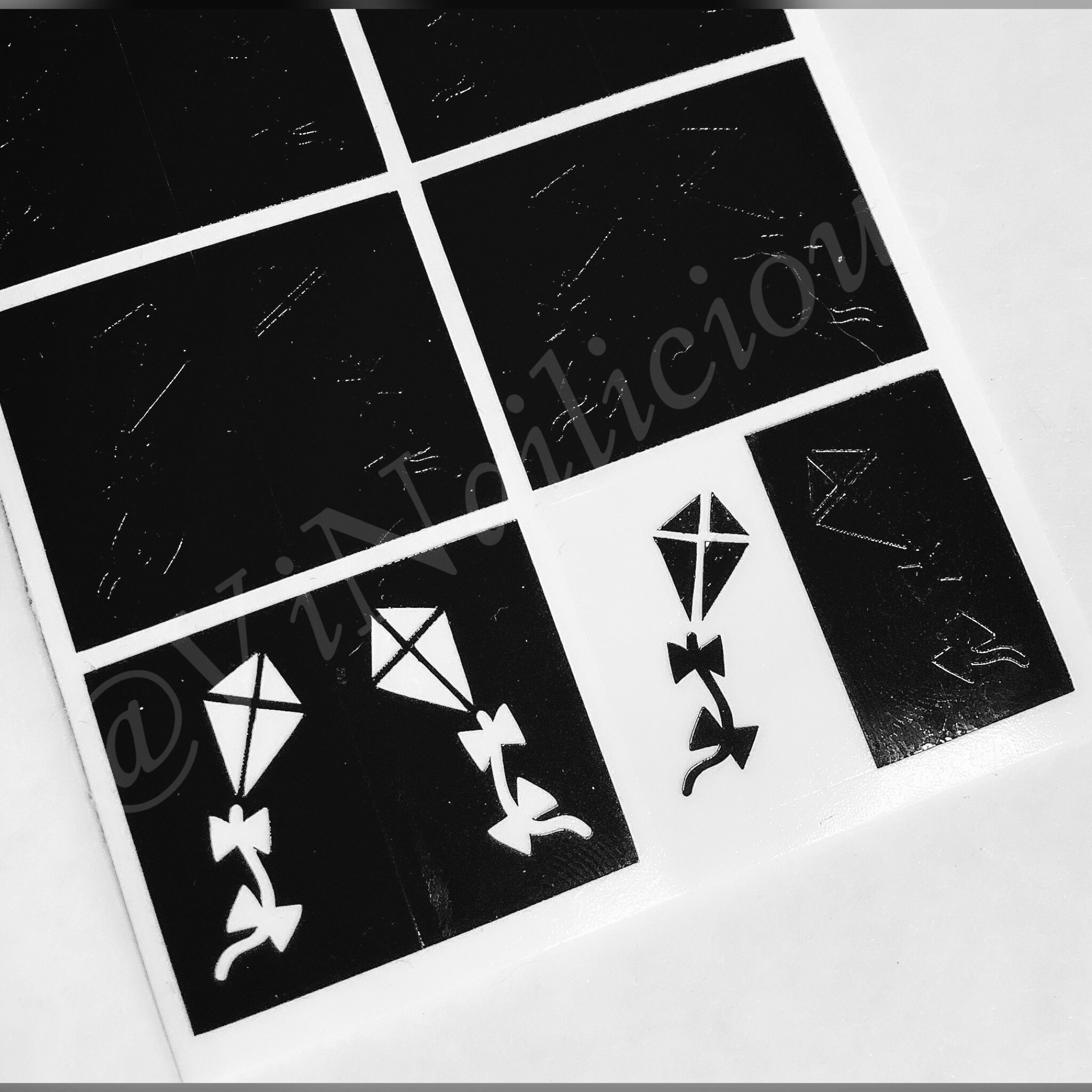 Kites nail stencils