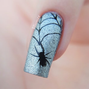 Pochoirs à ongles toiles d'araignée image 2