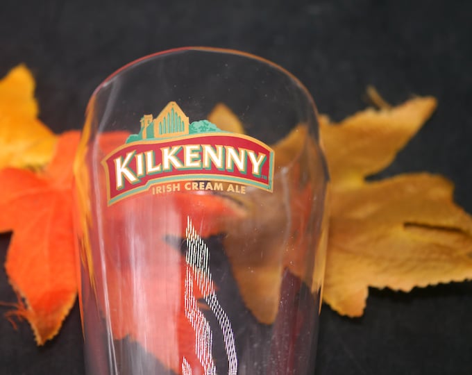 Kilkenny Irish Cream Ale beer pint glass Etched-glass branding. Commercial-quality glassware for the home bar.